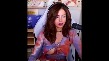 Play POKIMANE NIP SLIP LIVE