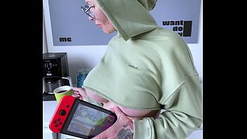 Play Jerk my pussy, play nintendo switch and drink coffee, bald tattooed girl