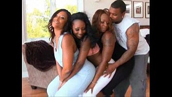 Play Beauty dior, skyy black, cherokee - XVIDEOS.COM