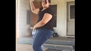 Play Neighbor shows me her huge tits and ass