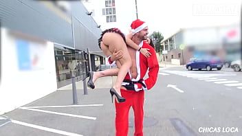 Play MAMACITAZ - (Nikki Litte, Juan Lucho) - Big Ass Spanish Girl Celebrates Christmas With Outdoor Sex